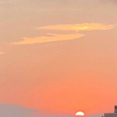 北京美丽瞬间！北京天空现橙红色晚霞